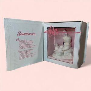 Dept 56 Snowbunnies “Help Me Hide the Eggs” Figurine